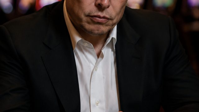 Elon Musk's Trillionaire Status Dwindles Amid Tech Industry Turmoil | shopee pinjam ke seabank, chea
